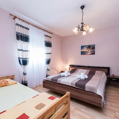 Apartman Vanessa Πανσιόν