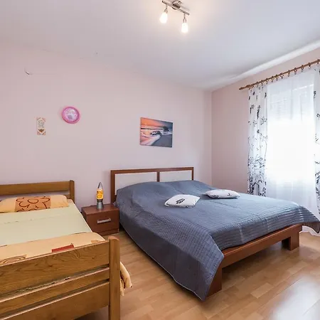 Apartman Vanessa בית הארחה